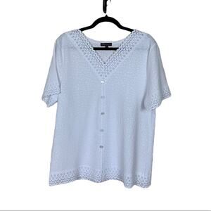 Chances R V Neck Short Sleeve Pullover Shirt with Cut Out Detail White XL